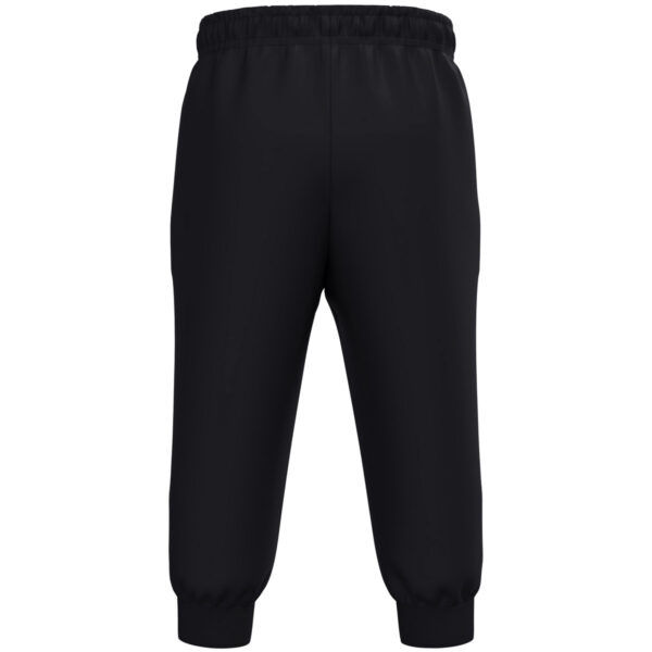 9200B_800_P01 JAKO Polyesterbroek One Bambini 9200B in zwart, sportieve en functionele broek van gerecycled polyester voor kinderen, met ritssluiting aan de pijpen en praktische zijzakken, ideaal voor training en vrije tijd. JAKO Teamline One